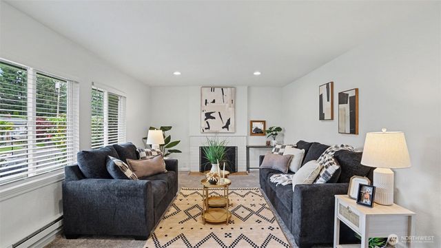 7039 S L Street, Tacoma, WA 98408