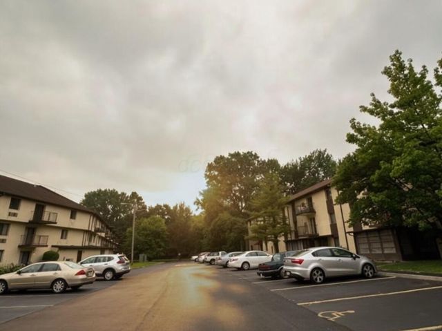 3967 Karl Road, 227, Columbus, OH 43224