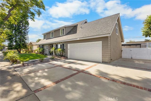 1745 W Bowling, Anaheim, CA 92804