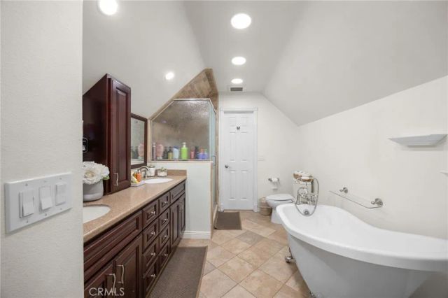 1745 W Bowling, Anaheim, CA 92804