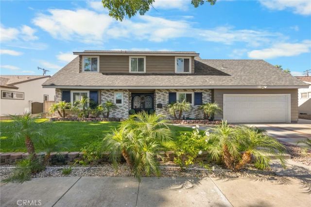 1745 W Bowling, Anaheim, CA 92804