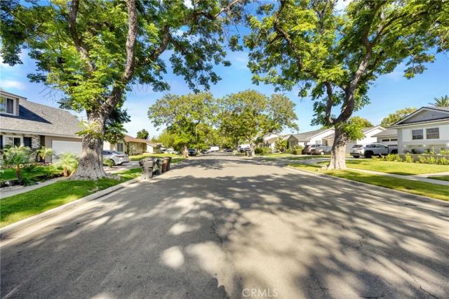 1745 W Bowling, Anaheim, CA 92804