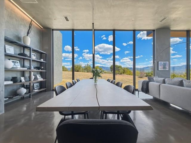 871 Camino Francisca, Santa Fe, NM 87506