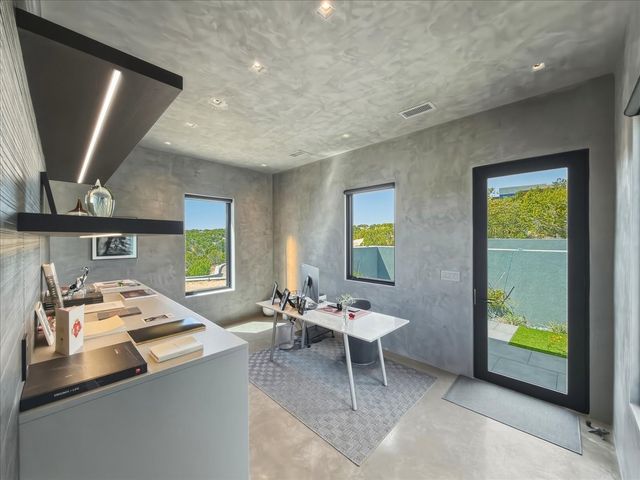 871 Camino Francisca, Santa Fe, NM 87506