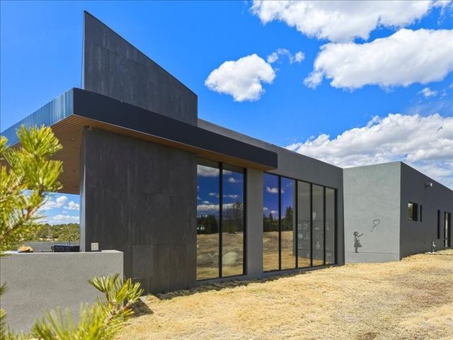 871 Camino Francisca, Santa Fe, NM 87506