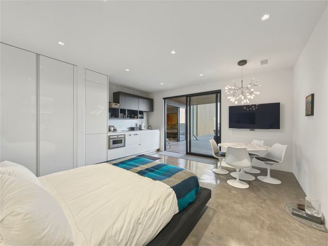 871 Camino Francisca, Santa Fe, NM 87506