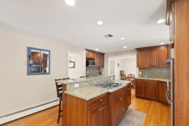 210 Abbott, North Andover, MA 01845