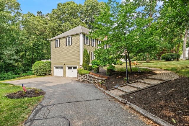 210 Abbott, North Andover, MA 01845