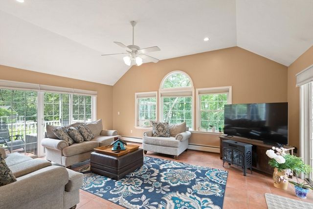 210 Abbott, North Andover, MA 01845