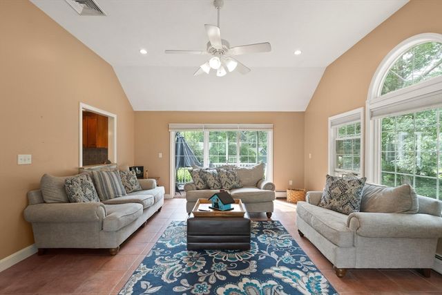 210 Abbott, North Andover, MA 01845