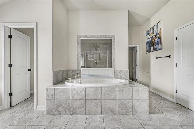 945 Mystic Way, Hampton, GA 30228
