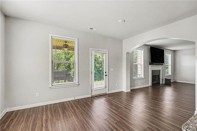 945 Mystic Way, Hampton, GA 30228