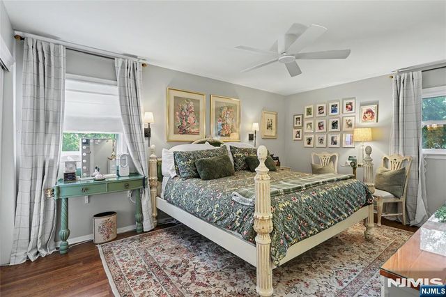 20 Manson Place, Hillsdale, NJ 07642