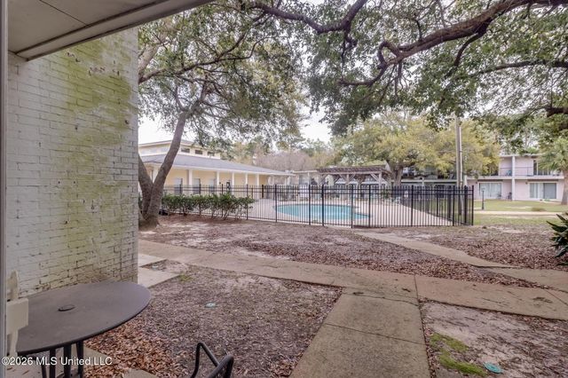 3230 Cumberland Road, 54, Ocean Springs, MS 39564