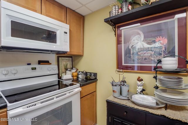 3230 Cumberland Road, 54, Ocean Springs, MS 39564