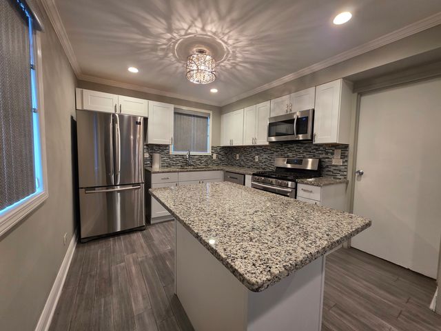 207 Mantua Street, Park Forest, IL 60466