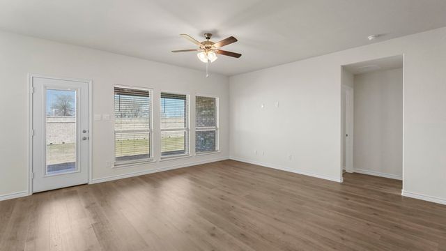 416 Epiphany Lane, Lavon, TX 75166