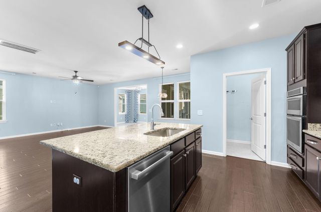 1949 Gammon Street, Charleston, SC 29414