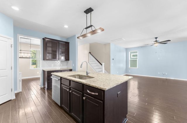 1949 Gammon Street, Charleston, SC 29414