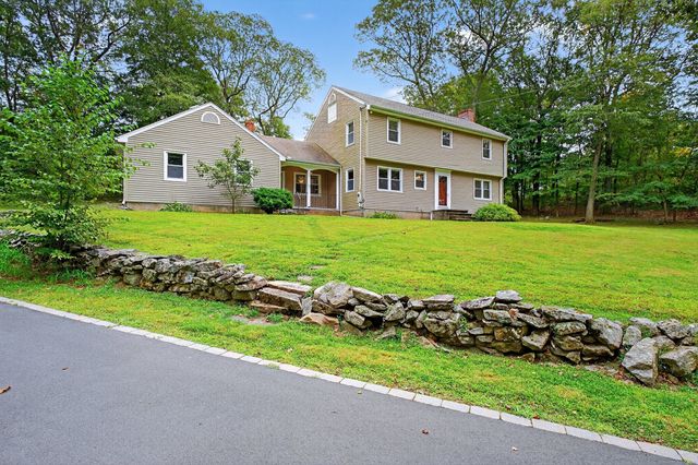 27 West Woodland Drive, Redding, CT 06896
