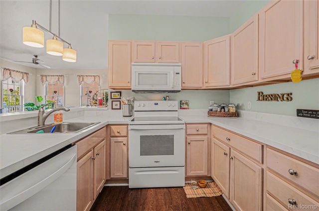 50223 Monroe Street, Canton Charter Township, MI 48188