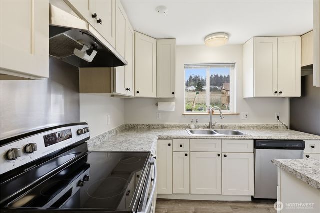 110 Alpine Loop, Sequim, WA 98382