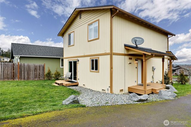 110 Alpine Loop, Sequim, WA 98382