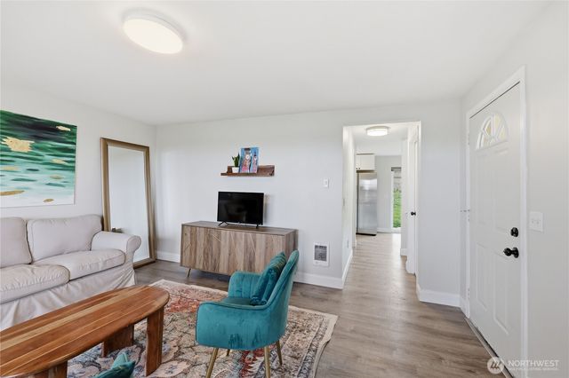 110 Alpine Loop, Sequim, WA 98382