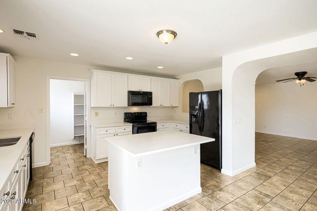 10633 E BOGART Avenue, Mesa, AZ 85208