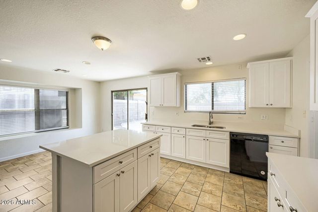 10633 E BOGART Avenue, Mesa, AZ 85208