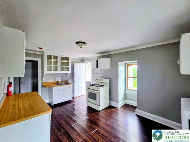 1048 West Walnut Street 3, Allentown City, PA 18102