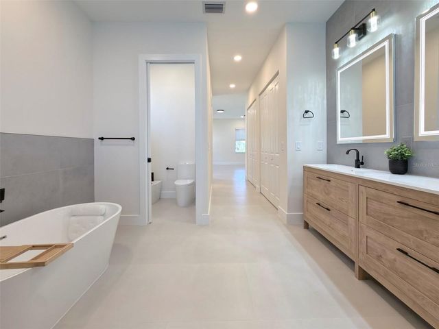 14671 LILLIAN CIRCLE, Port Charlotte, FL 33981