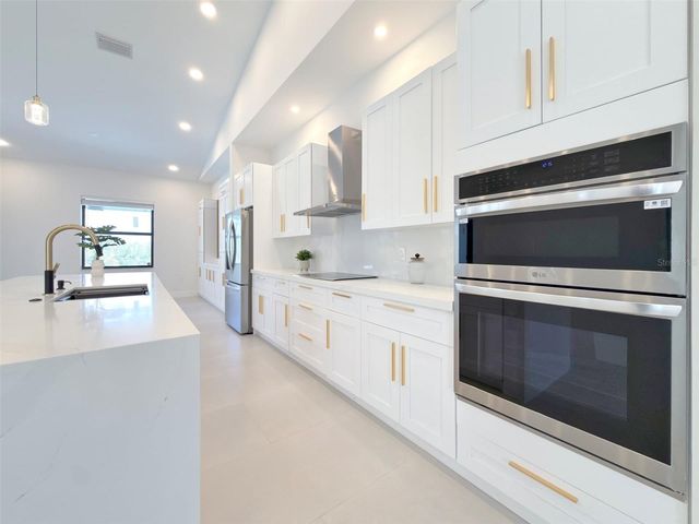 14671 LILLIAN CIRCLE, Port Charlotte, FL 33981