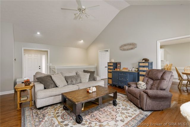 4155 Andrew Drive, Floyds Knobs, IN 47119