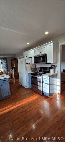 4155 Andrew Drive, Floyds Knobs, IN 47119