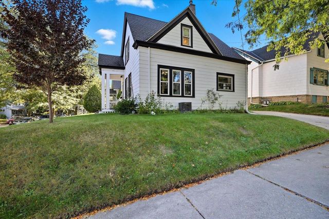 1803 E Rusk AVENUE, Milwaukee, WI 53207