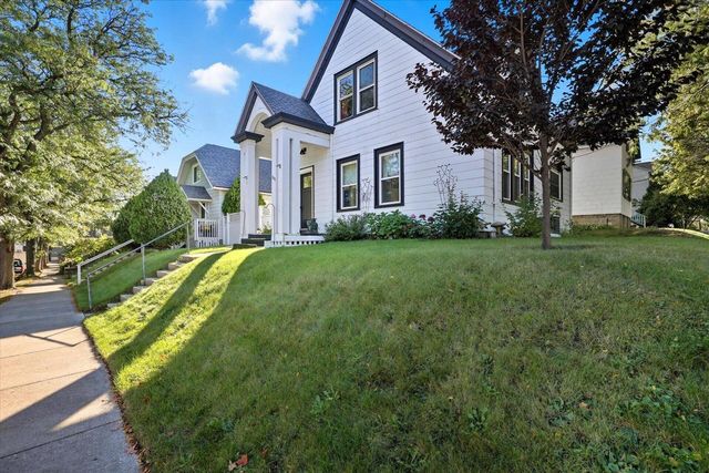 1803 E Rusk AVENUE, Milwaukee, WI 53207