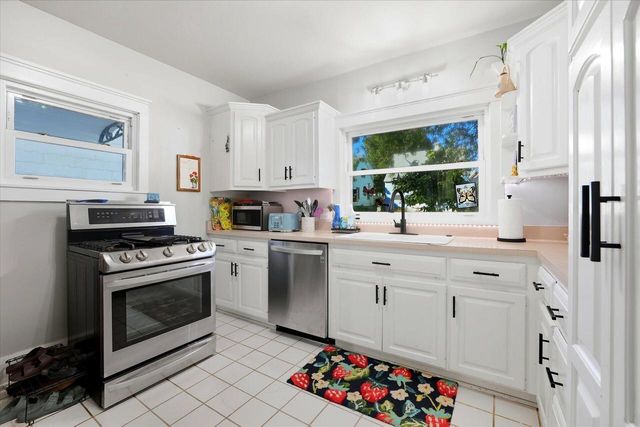 1803 E Rusk AVENUE, Milwaukee, WI 53207