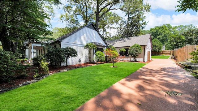 2266 WICKERWOOD CV, Memphis, TN 38119