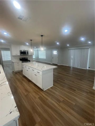 2230 Lake Park 92, San Jacinto, CA 92583