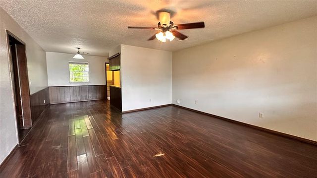 913 Delmar Circle Circle, Moore, OK 73160
