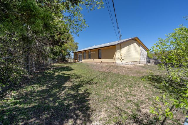 8207 Mescalero DR, Austin, TX 78736