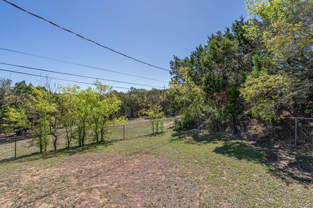 8207 Mescalero DR, Austin, TX 78736