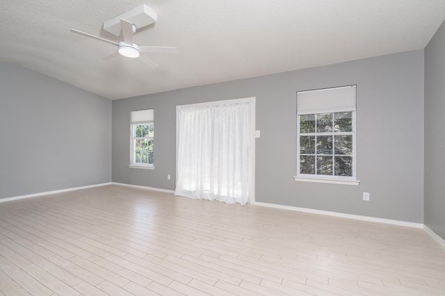 8207 Mescalero DR, Austin, TX 78736