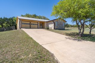 8207 Mescalero DR, Austin, TX 78736