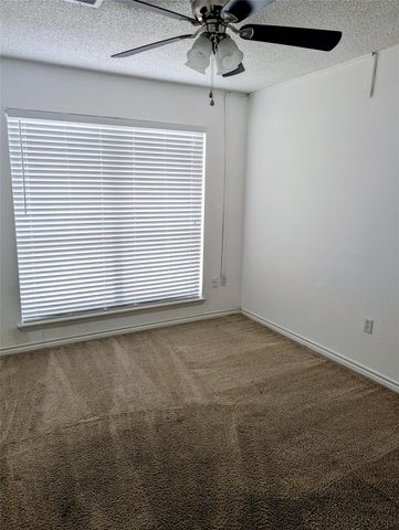 58 Evanston Street 1, Houston, TX 77015
