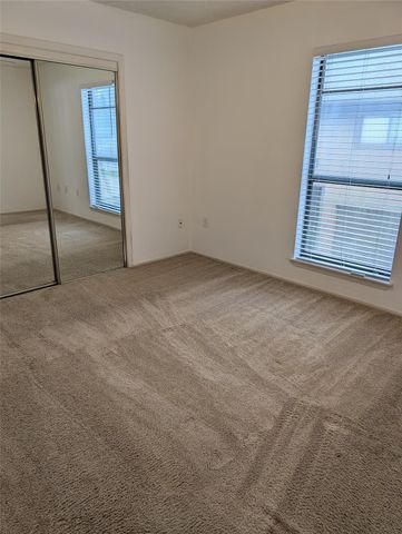 58 Evanston Street 1, Houston, TX 77015