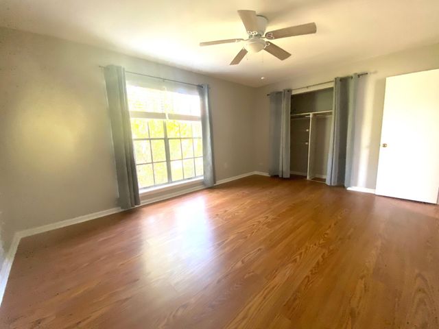 811 Colony Drive E-72, Charleston, SC 29407