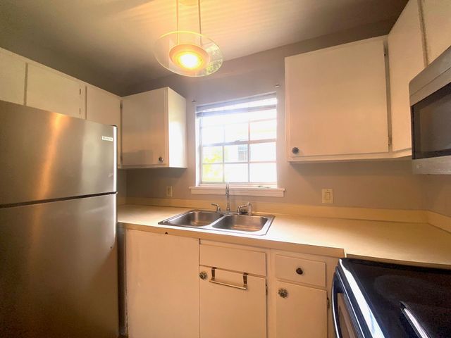 811 Colony Drive E-72, Charleston, SC 29407