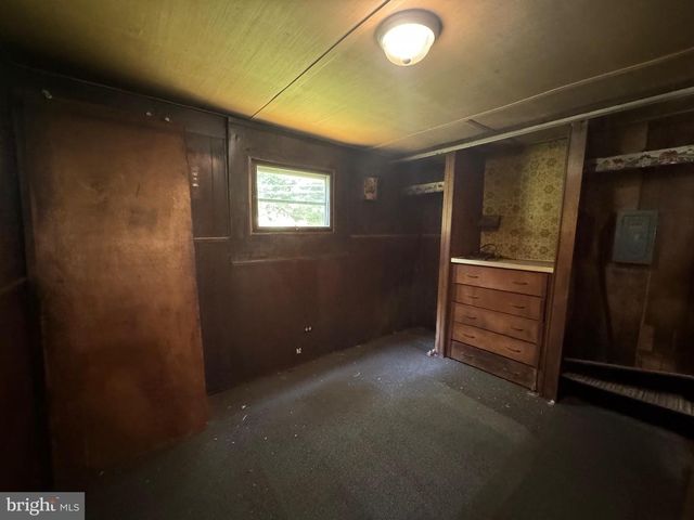 515 E SNYDER CORNER RD, Red Lion, PA 17356